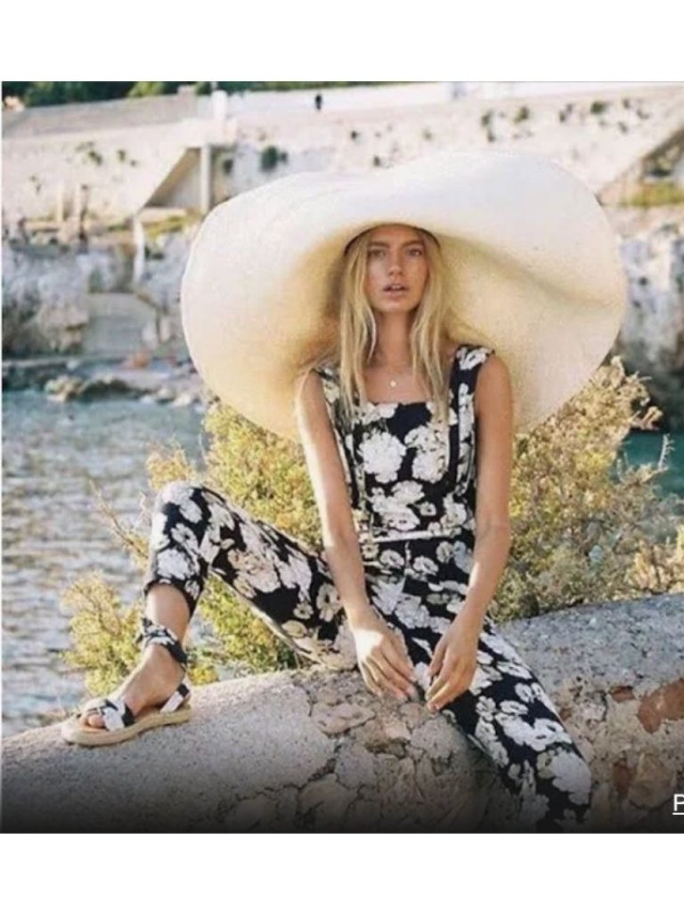 Sir. Bellagio Linen Jumpsuit With Ruffle Straps - Size 4 — image 6 of 8